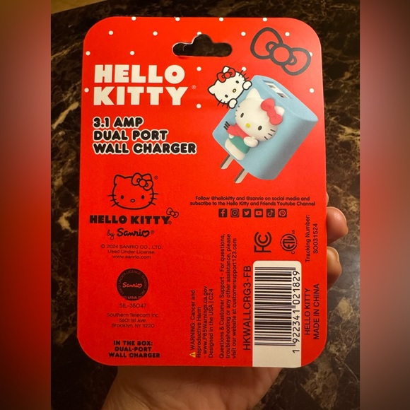 Sanrio Hello Kitty Pink Scarf Dual Port Wall Charger 3.1 AMP USB A & C - Picture 3 of 4